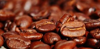 Jak długo piec figurki z masy solnej?