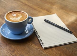 Jak usunąć długopis z kartki papieru?