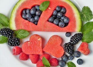 Jak usunąć starą pastę do butów?