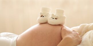 Czy dziecko powinno nosić skarpetki do sandałów?