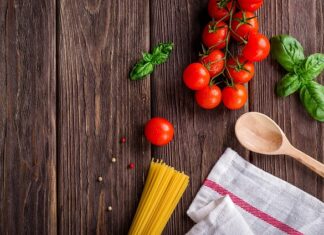 Jak używać makaronu do pływania? Jak używać makaronu do pływania?